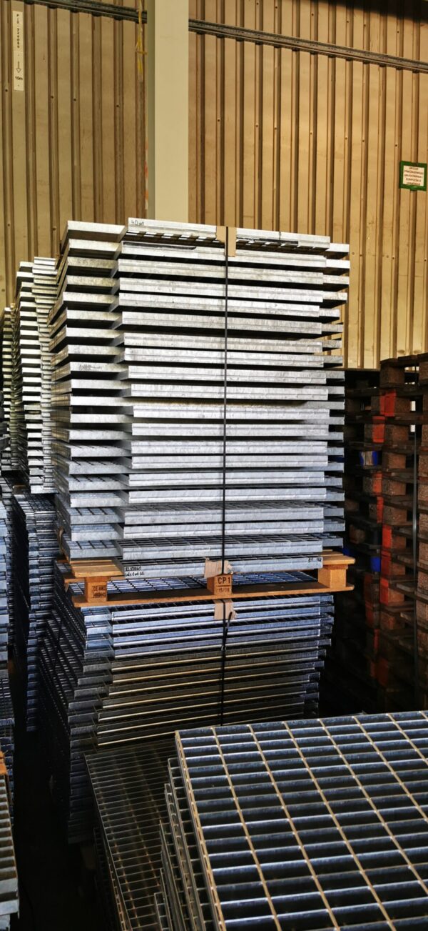 BRS Krata VEMA 1055 x 1275 x 25 ocynk - obrazek 3